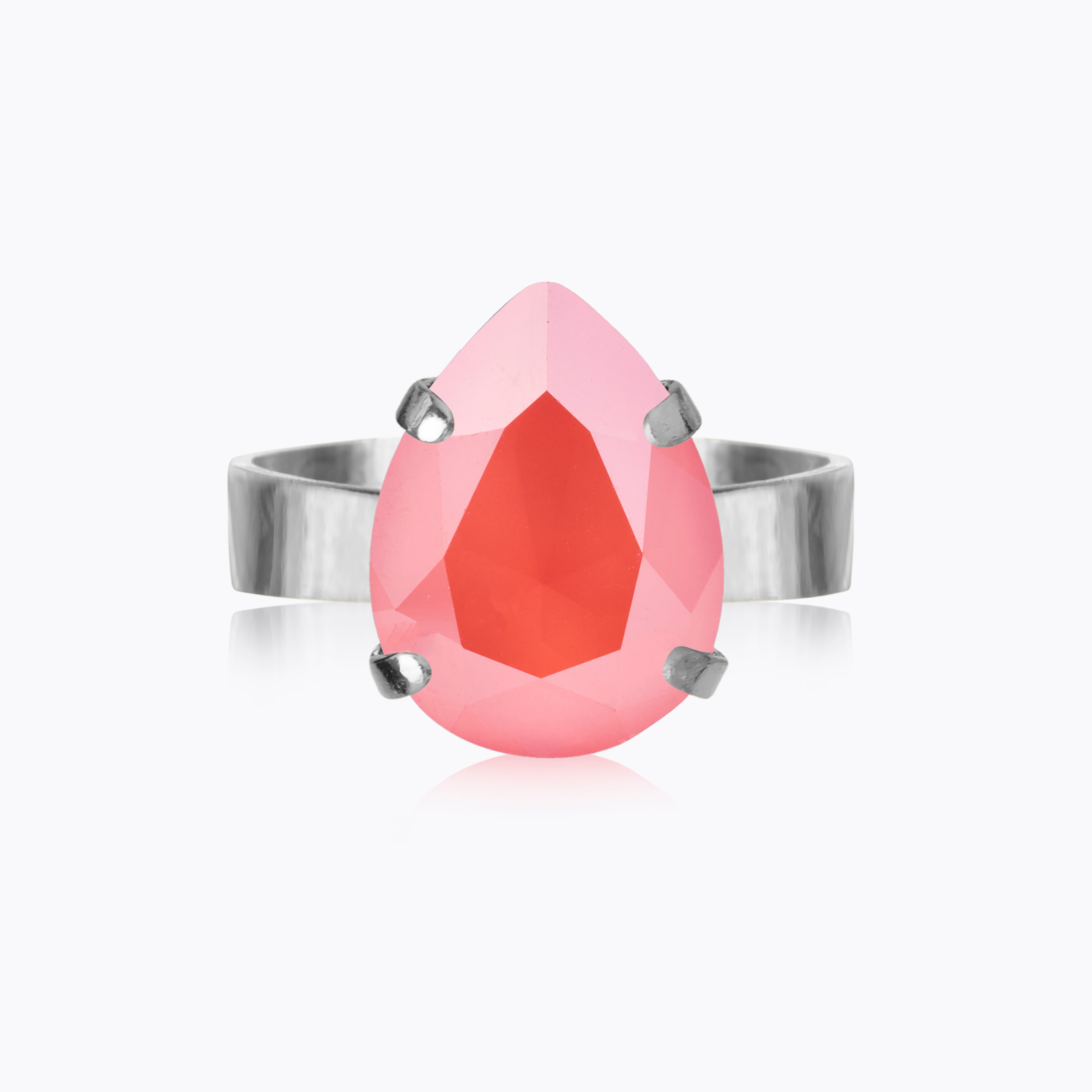Caroline Svedbom - Mini Drop Ring Light Coral Rhodium